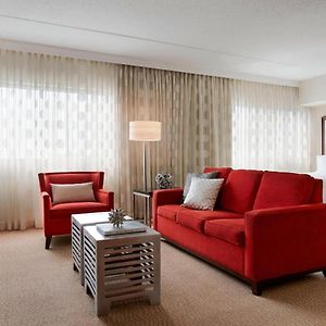 Renaissance Newark Airport Hotel